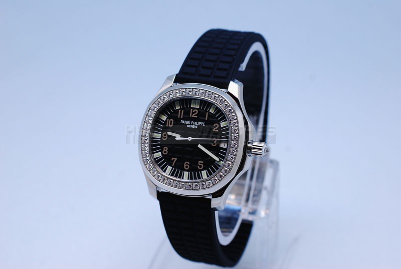 Patek Philippe 36mm Replica Swiss Aquanaut Luce 5067A Watch20963