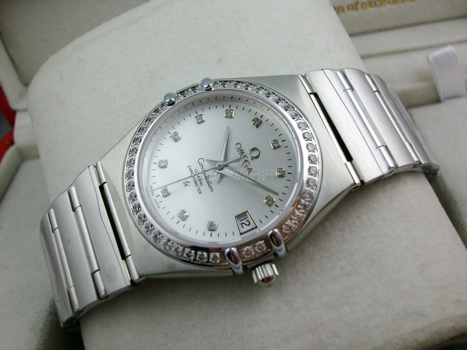 Omega Constellation Chronometer Swiss 2824 Ladies Automatic White Dial Diamond Bezel