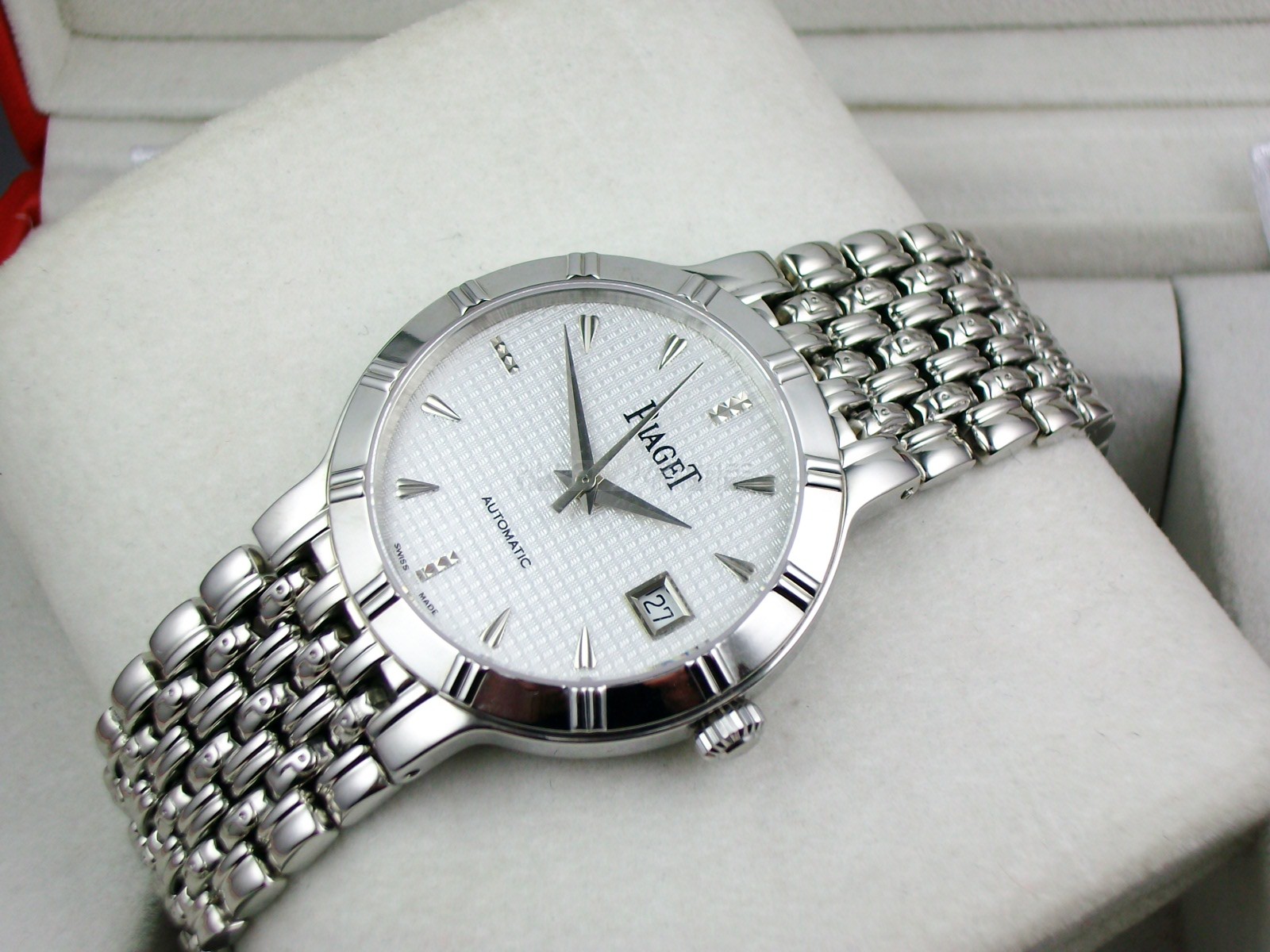 Piaget Dancer Swiss 2824 Automatic White Dial Triangle Markers