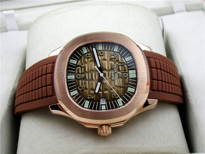 Patek Philippe Nautilus Swiss 2824 Automatic Gold Dial Stick Numeral Markers Rose Gold