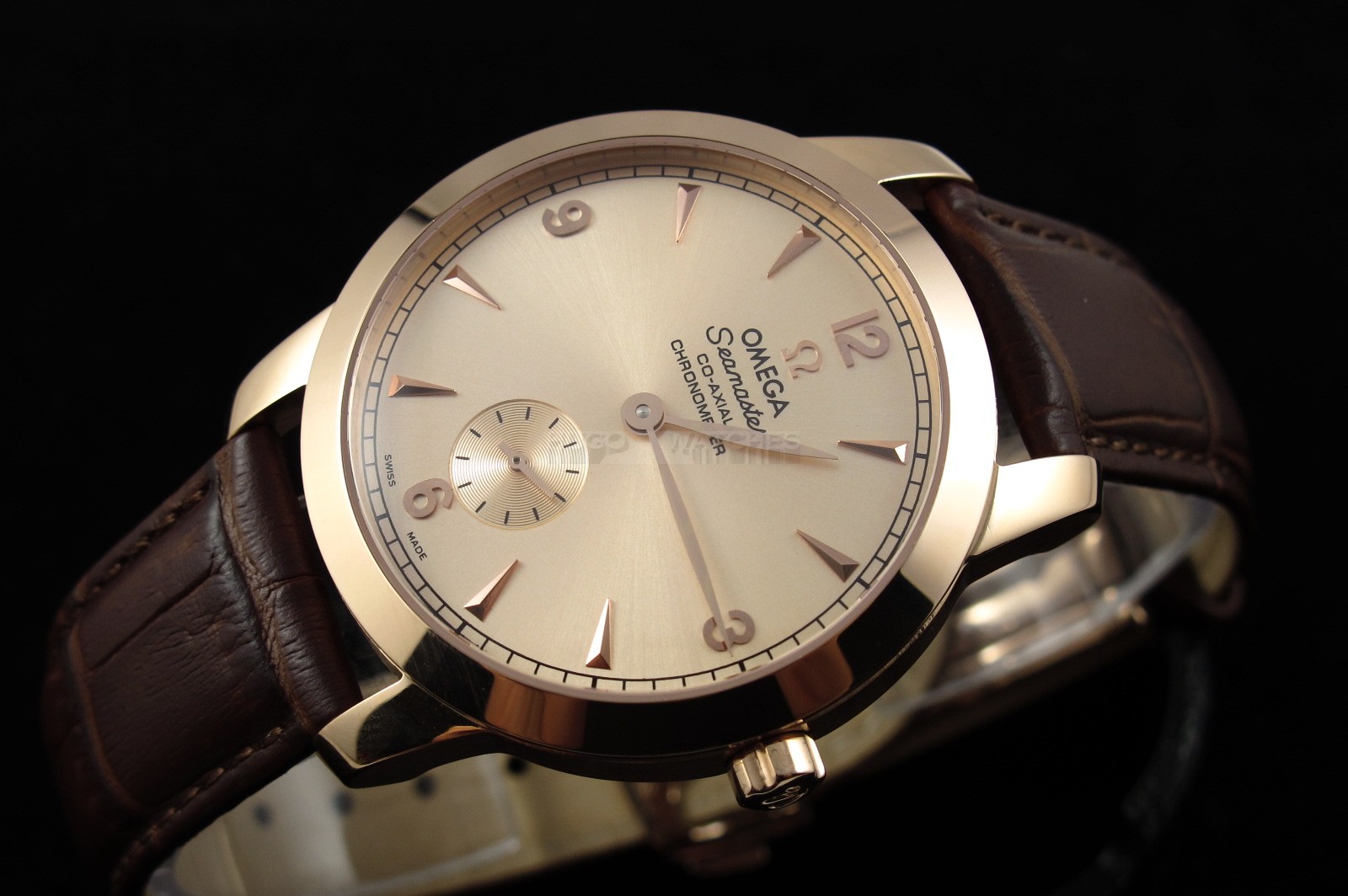 Omega Seamaster Swiss 2824 Mens Automatic Rose Gold Dial Sub-Dial Numeral Triangle Markers Rose Gold