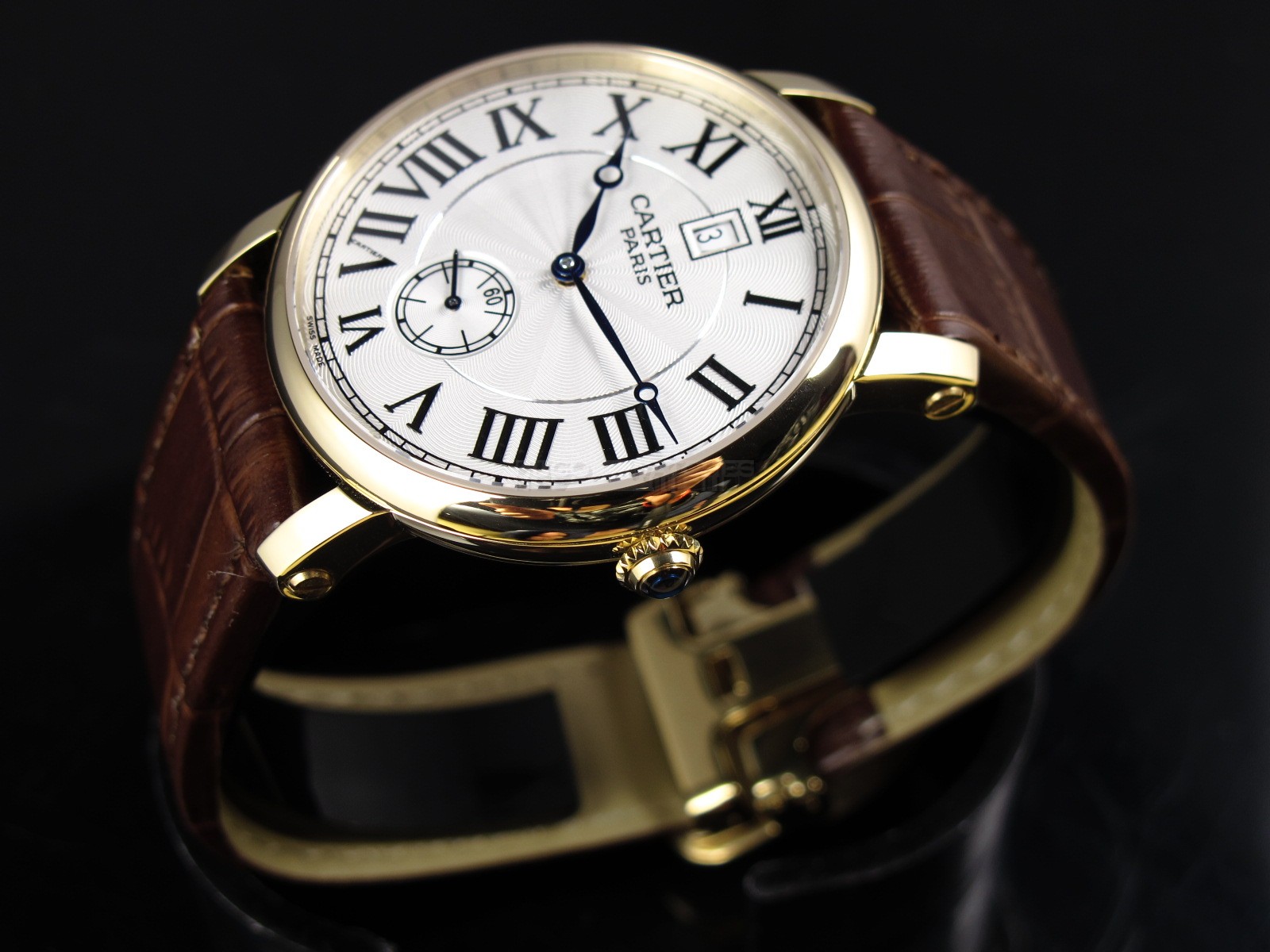 Cartier Ronde Solo Swiss 2824 Automatic White Dial Roman Numeral Markers Gold