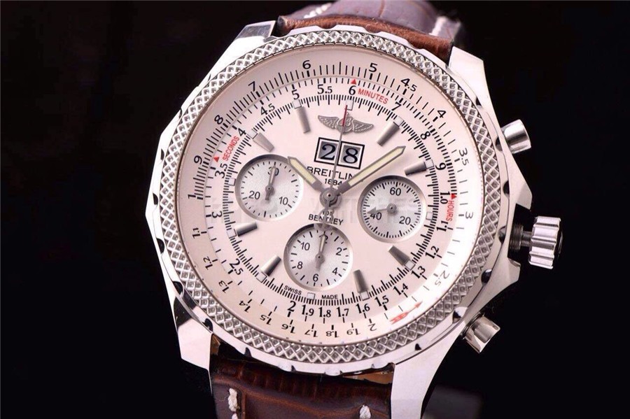 Breitling Bentley 6.75 Big Date Chronograph White Dial Brown Leather Bracelet